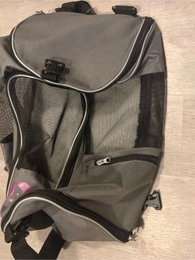 Pet carrier. Has a different strap on it than what it came with